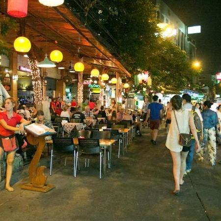 The Street Hostel Bangkok Dış mekan fotoğraf