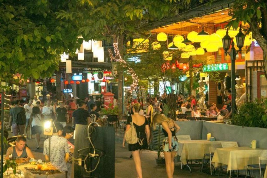 The Street Hostel Bangkok Dış mekan fotoğraf